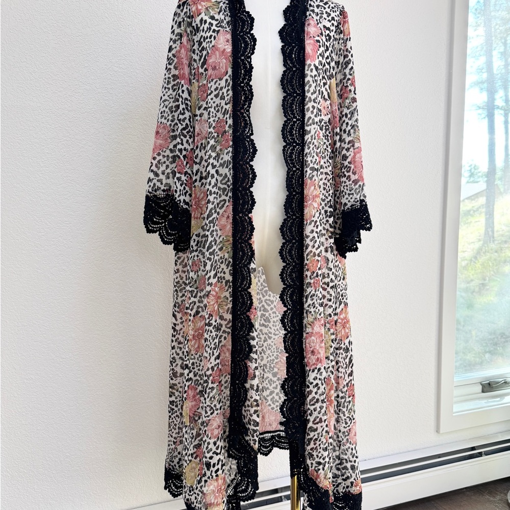 TORRID Gothic Floral Leopard Print Sheer Lace Kimono Black Trim 1/2 XXL - Picture 2 of 5